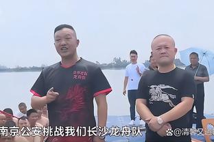 数据媒体盘点赛季至今后卫投三分情况：库里一枝独秀